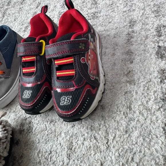 Shoes bundle toddler size 8 - Picture 3 of 5